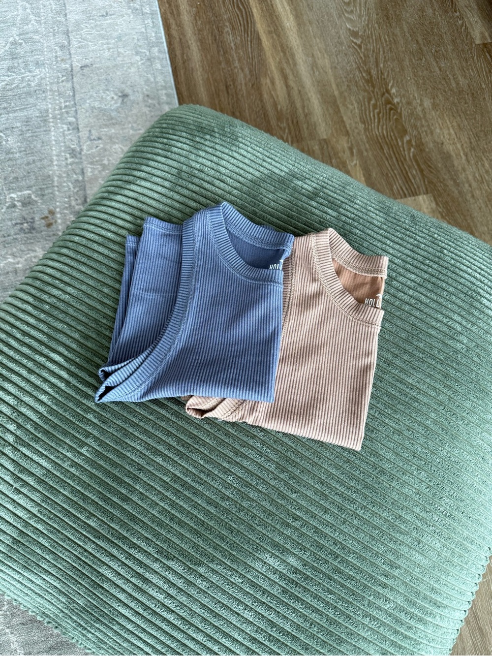 Bundle of Hollister Tank Tops - Picture 3 of 4